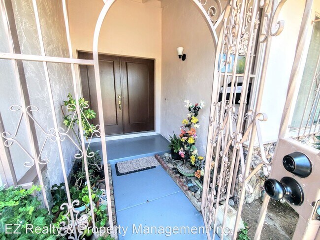 Building Photo - 5 br, 3 bath House - 5715 Altamont Dr