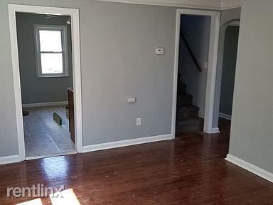 Foto del edificio - 3 br, 1 bath House - 6809 Westwood St