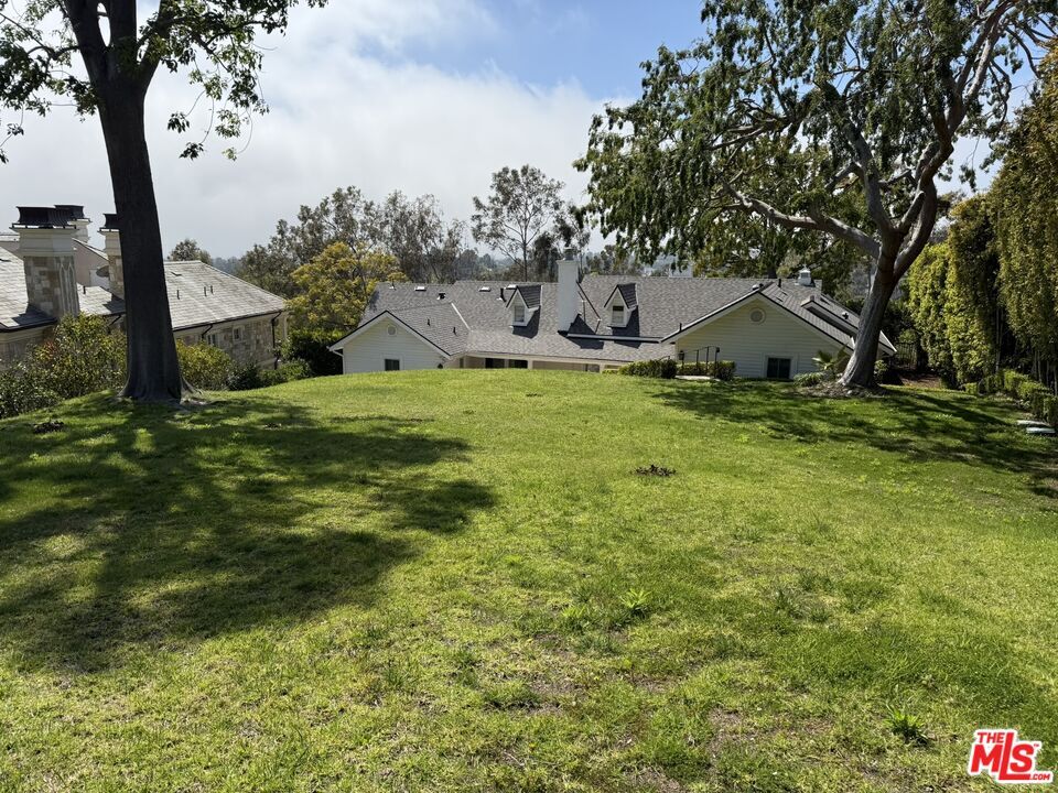 Foto principal - 182 Ashdale Ave
