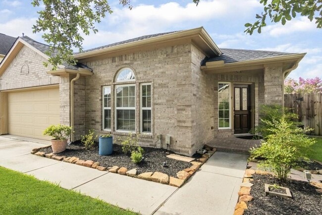 Building Photo - 7706 Quiet Trace Ln