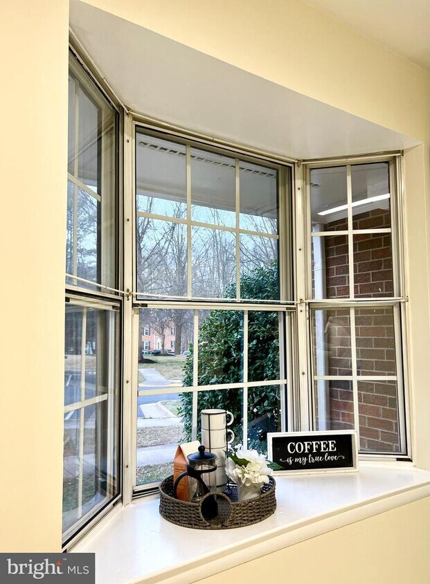 6431 Old Scotts Ct, Springfield, VA 22152 Townhome Rentals in