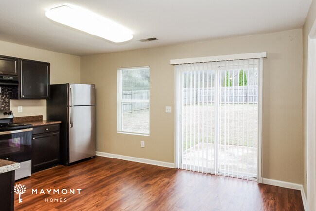 Foto del edificio - 100 Foxford Ln