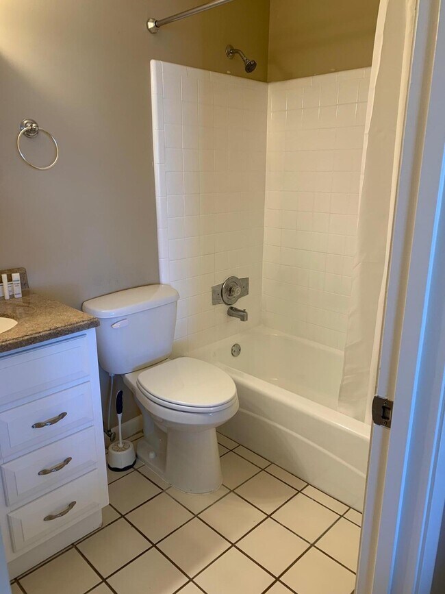 Building Photo - 181 Cape Shores Cir