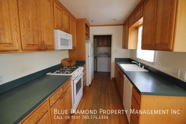 Building Photo - 3405 Garfield St