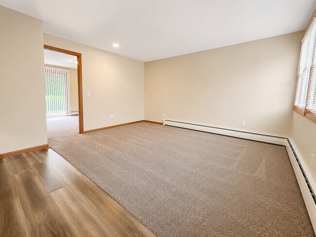 Foto del edificio - 2180-2186 Allen Blvd