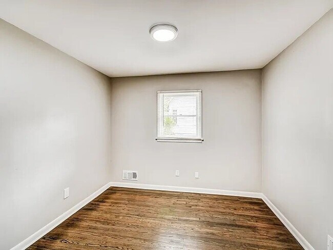 Foto del edificio - 8432 9th Ave S