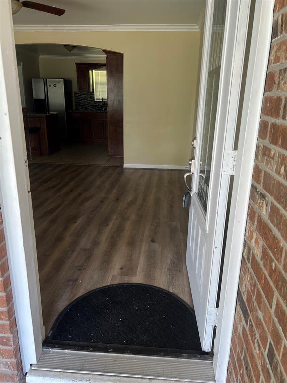 Foto del edificio - 2415 Huntington Dr