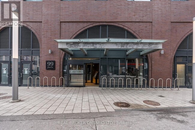 Building Photo - 99 John St