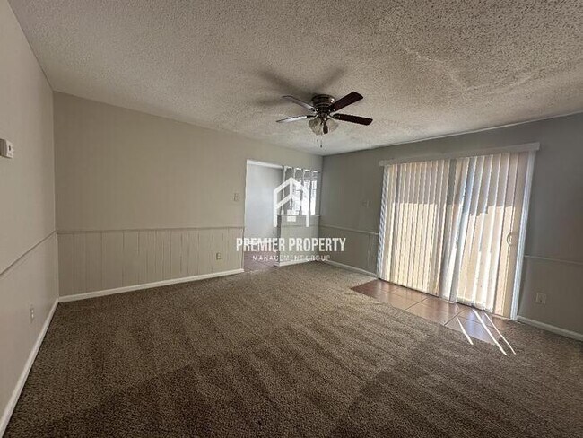 Foto del edificio - 5739 Tulip Tree - Available Now!