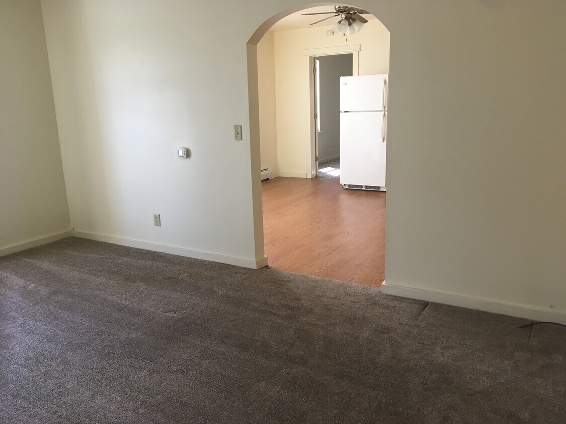 1208 Ellis Blvd NW Unit 1, Cedar Rapids, IA 52405 1208 Ellis Blvd NW