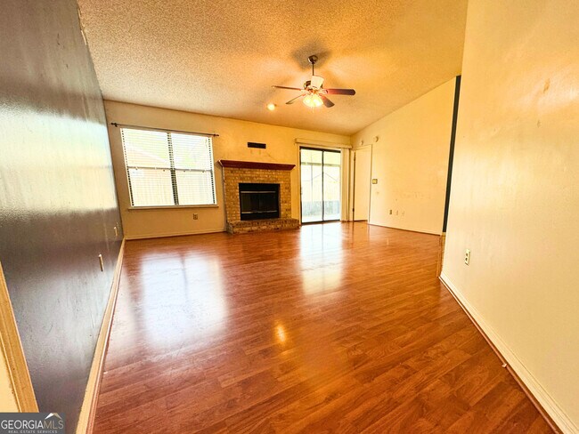 Foto del edificio - 101 Pleasant Breeze Way