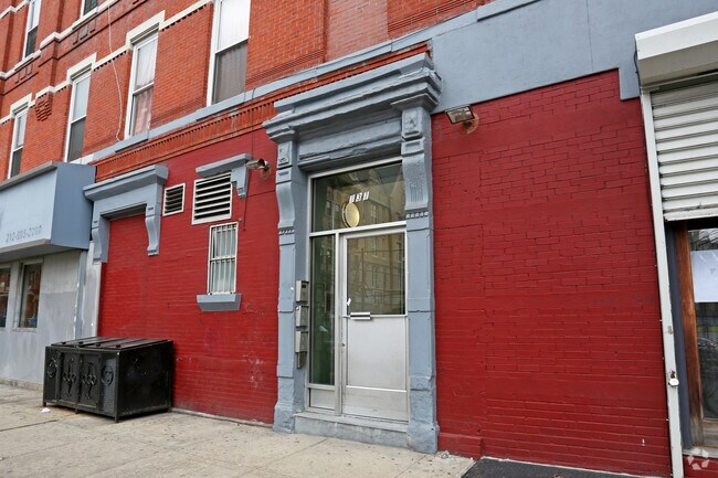 Building Photo - 131 Norfolk St