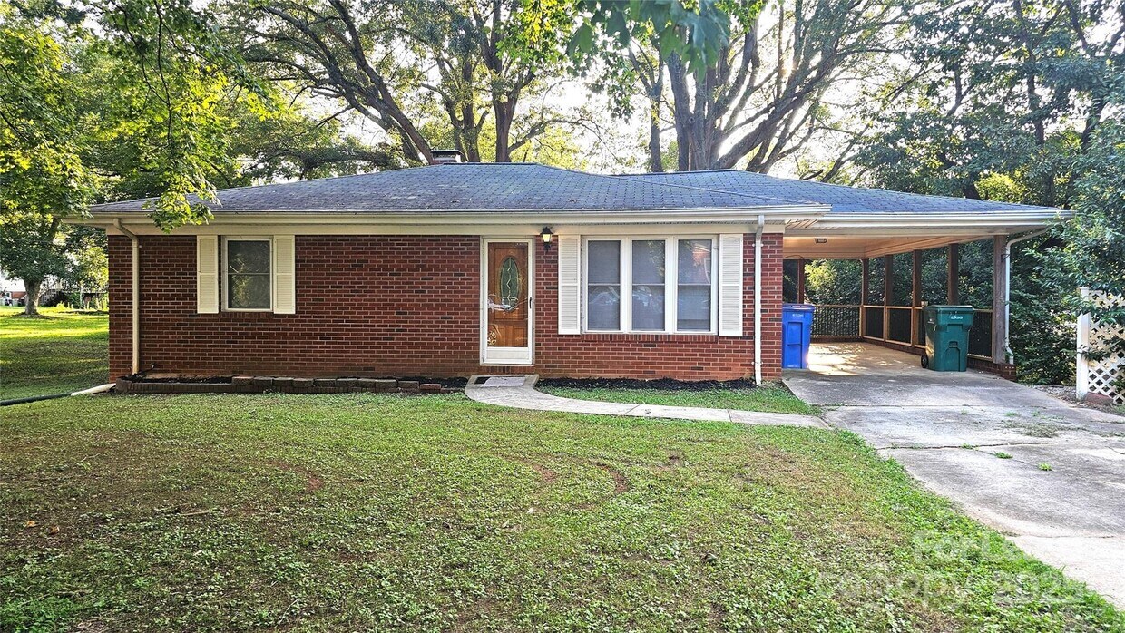 Foto principal - 422 Jackson St