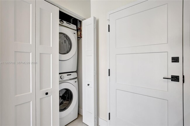 Foto del edificio - 5980 SW 40th Ave