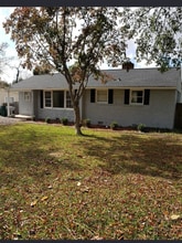 Building Photo - 3119 Eastwood Dr