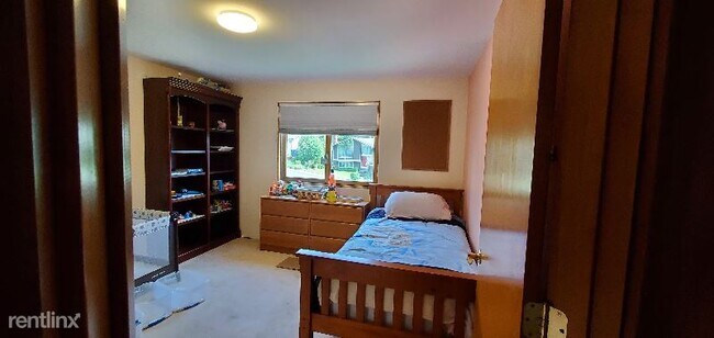 Foto del edificio - 1 br, 1 bath House - 15728 NE 105th Ct