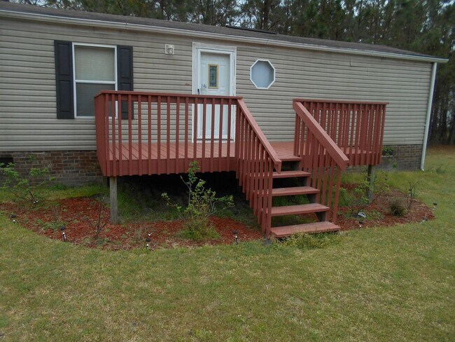 Foto del edificio - 102 Jack Hamilton Ln