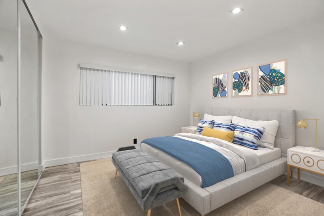 2BD x 1BA (UNIT 3 taken) UNIT 6 is available - 830 Bartlett St.