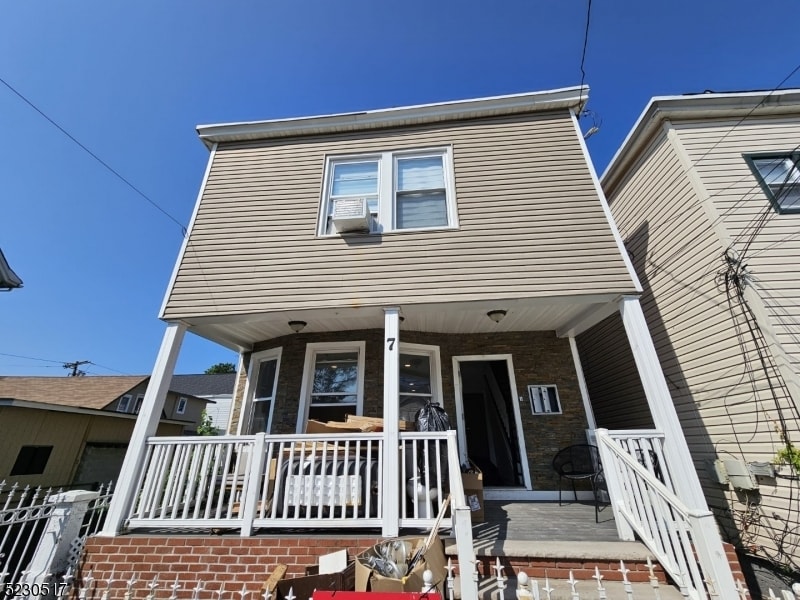 7 Davidson St Unit 1, Clifton, NJ 07011 Room for Rent in Clifton, NJ