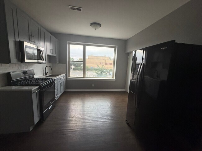 Foto del edificio - 1856 W 18th St