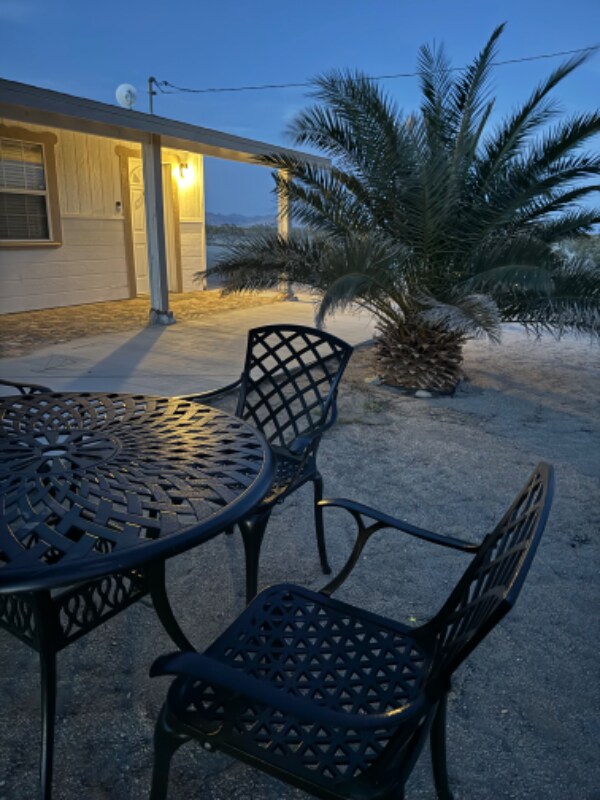 Foto del edificio - 1520 Sunfair Rd