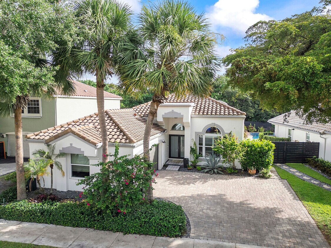 Primary Photo - 6755 NW 75th Pl