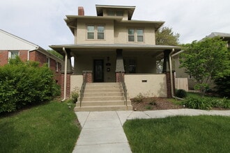 Building Photo - 307 S 50th St