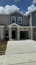 Building Photo - 3190 Laurent Lp