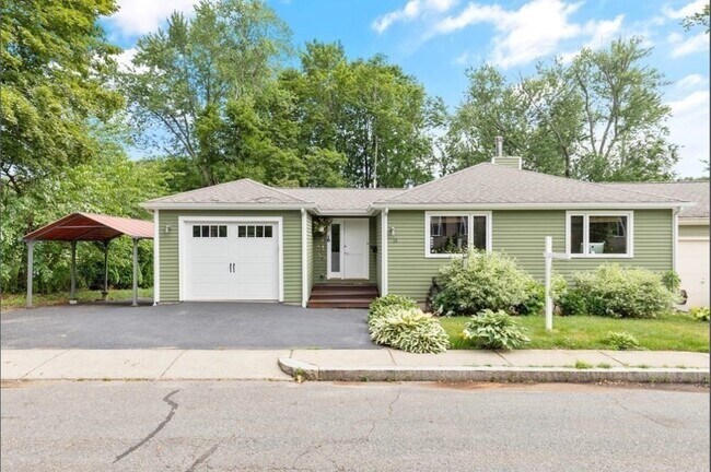 Building Photo - 15 Suban Pl