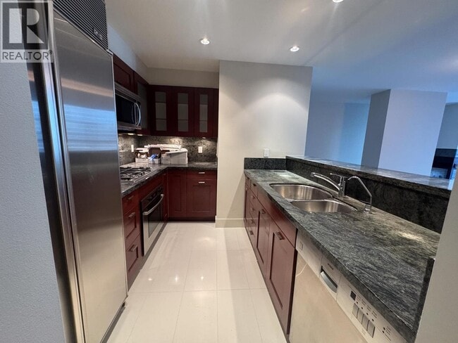 Photo du bâtiment - 590 Nicola St