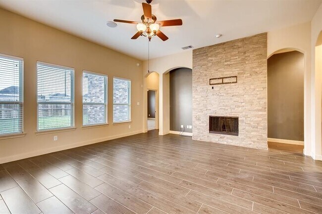 Foto del edificio - 3310 Orchard Mill Ln