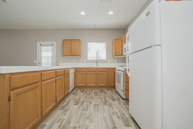 Foto del edificio - 521 Coolidge Ave