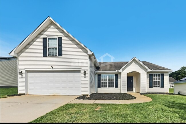 Building Photo - 219 Bellport Dr