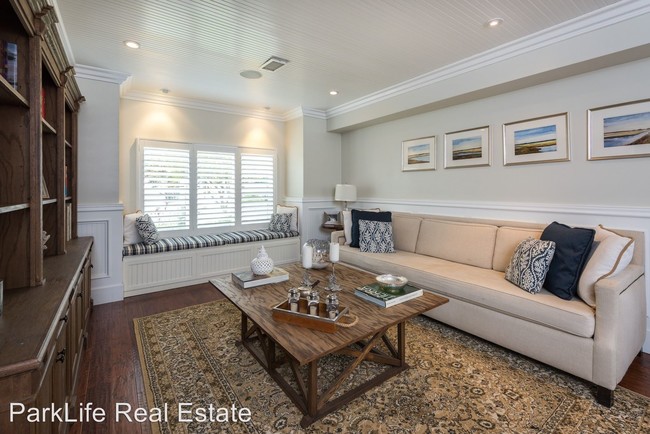 Foto del edificio - 5 br, 5 bath  - 810 A Ave