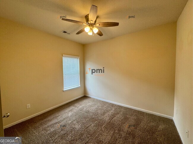 Foto del edificio - 2 Longleaf Cir