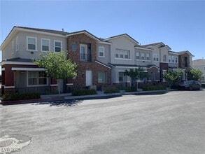 Building Photo - 7568 Nicklin St