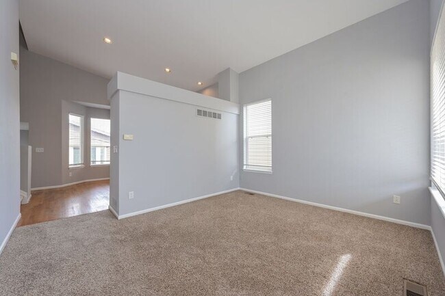 Building Photo - 10626 Cherrybrook Cir