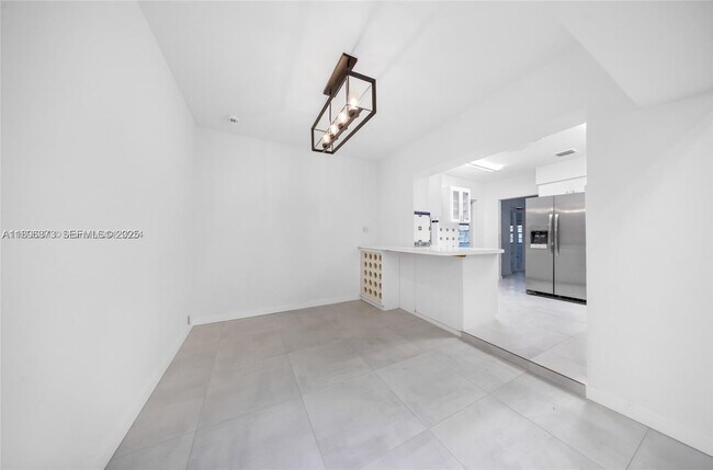 Foto del edificio - 3600 SW 26th St