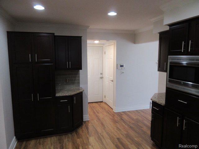 Building Photo - 19960 Hickory Leaf St