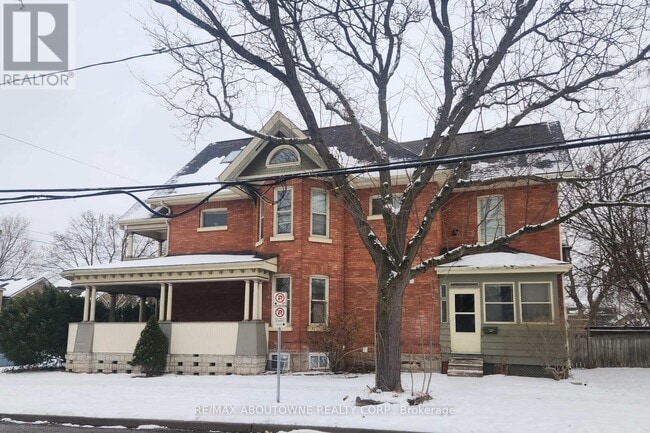 Building Photo - 177 Chatham St