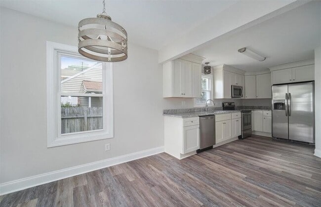 Foto del edificio - 2208 Silbert Rd