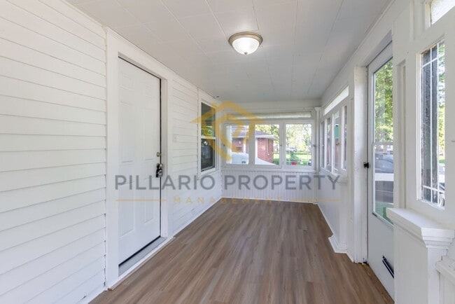 Building Photo - Charming & Updated 3 Bed-1 Bath Anderson B...