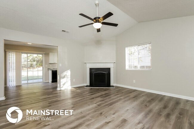 Foto del edificio - 2473 Stratford Crossing Dr