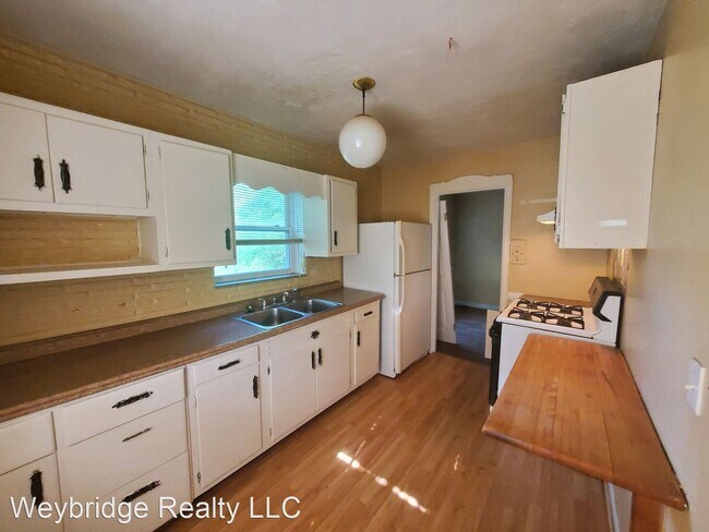 Foto del edificio - 3 br, 1 bath House - 1529 W. Galbraith Road