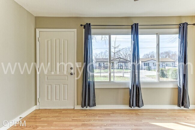 Foto del edificio - 3 br, 1 bath House - 4205 Savage Street