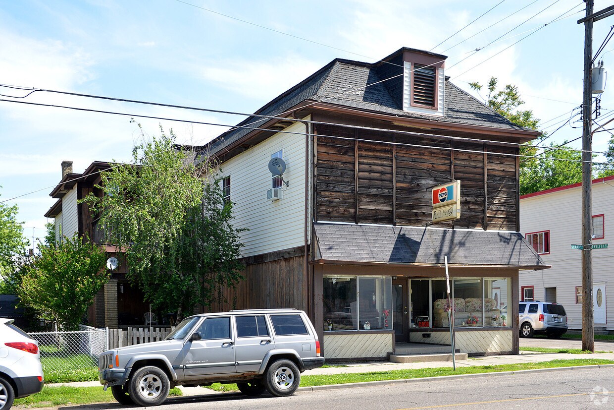 Building Photo - 1140 Grand Blvd