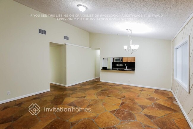 Building Photo - 304 SW 76th Terrace