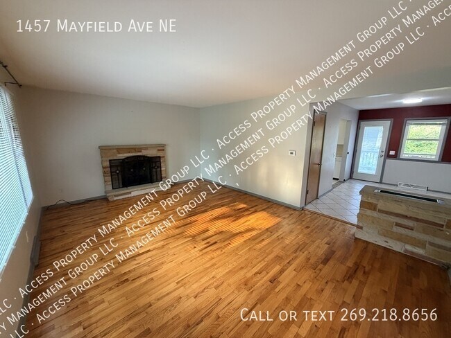 Foto del edificio - 1457 Mayfield Ave NE
