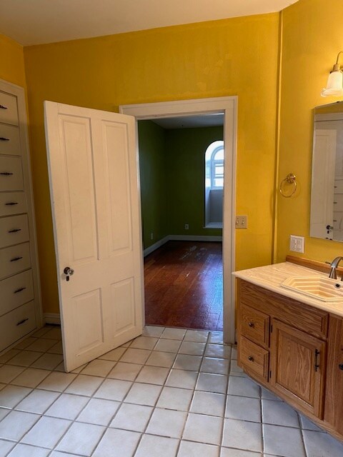 Baño principal - 1182 Locust St