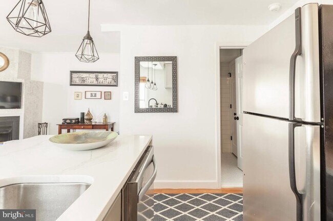 Foto del edificio - 2119 N St NW